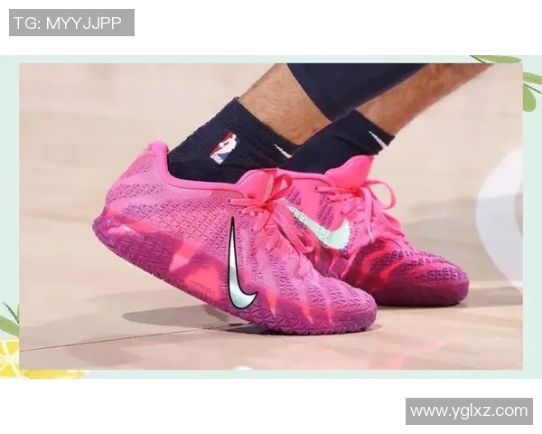 足球球星上脚Nike跑步鞋大揭秘，助力运动表现与时尚风潮的完美融合