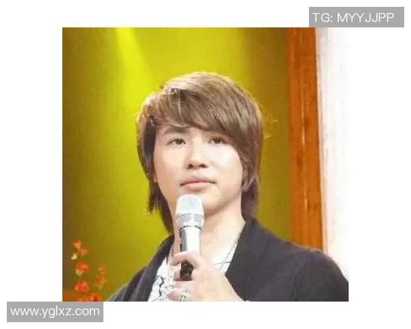 长相酷似足球球星的普通人如何走向自己的明星之路